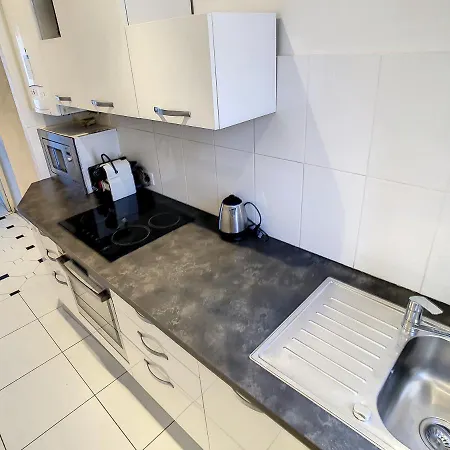 Quality 1 Bedroom Rue Du Canada 5 Mins Croisette 208 Cannes
